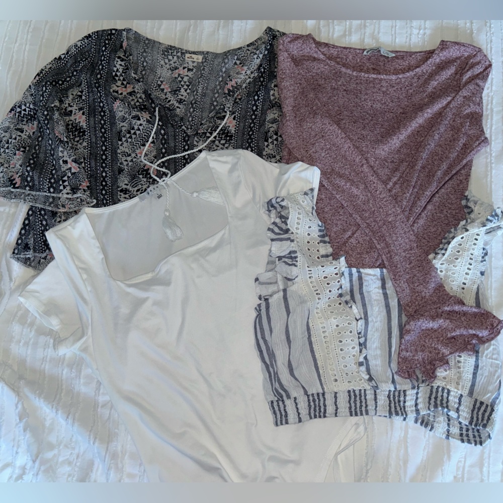 LARGE - Hollister Beach Top, Bluenotes Bell Sleeve, Japna Tank & Gaze Bodysuit